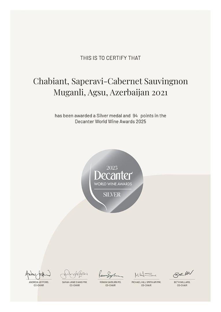 Chabiant Saperavi-Kaberne Sovinyon 2021 DECANTER WORLD WINE AWARDS 2025-də gümüş medal alıb