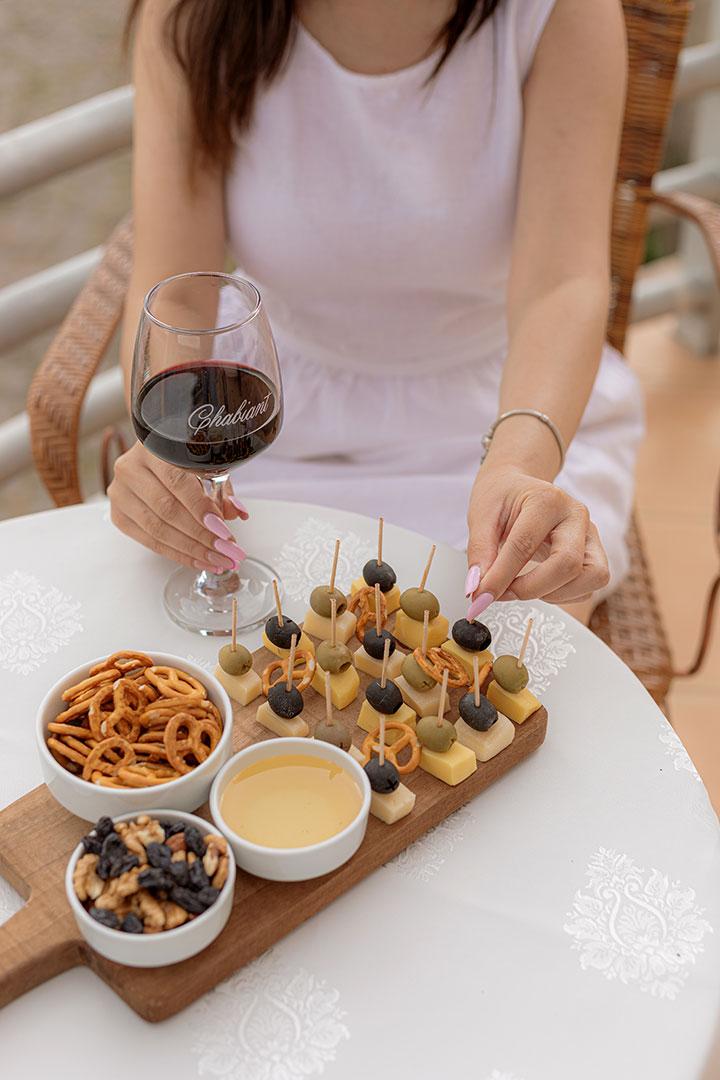 Şərabçılıq kompleksinə ekskursiya və dequstasiya